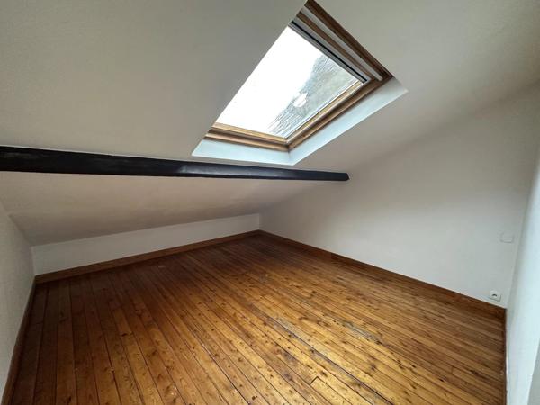 Location Maison 7 pièces 146 m2 à Saint-Quentin