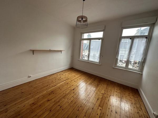 Location Maison 7 pièces 146 m2 à Saint-Quentin