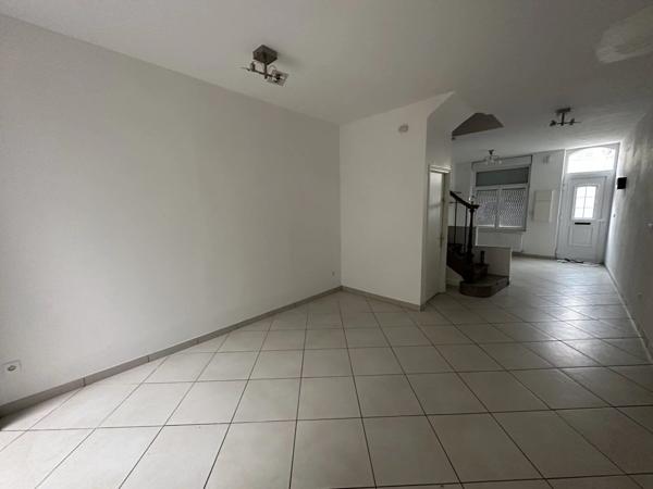 Location Maison 7 pièces 146 m2 à Saint-Quentin