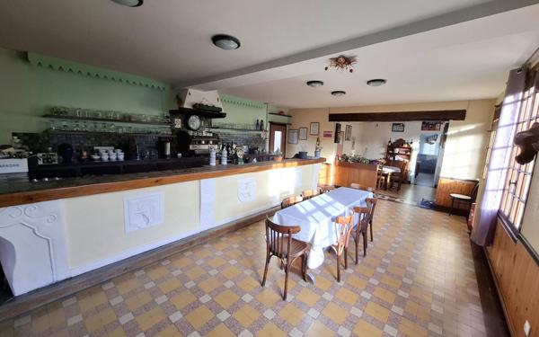 Maison à vendre    7 pièces • 220 m2 Berneuil-sur-Aisne