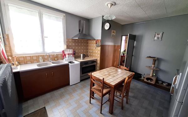 Maison à vendre    7 pièces • 220 m2 Berneuil-sur-Aisne