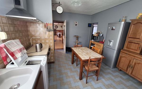 Maison à vendre    7 pièces • 220 m2 Berneuil-sur-Aisne