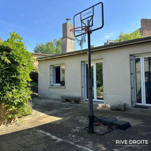 Acigné (35690) ACIGNE - CENTRE - IMMEUBLE AVEC MAISON ET LOCAL COMMERCIAL