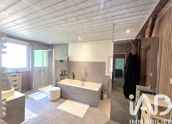 Maison à vendre 5 pièces 148,04 m² Marignier