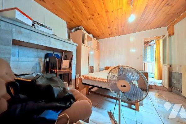 AUBIERE - Centre-Ville - Maison à rénover

L'étude vous propose à la vente cette maison de bo...