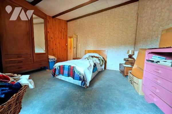 AUBIERE - Centre-Ville - Maison à rénover

L'étude vous propose à la vente cette maison de bo...