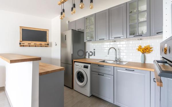 Appartement à vendre    2 pièces • 46,52 m2 Le Plessis-Robinson