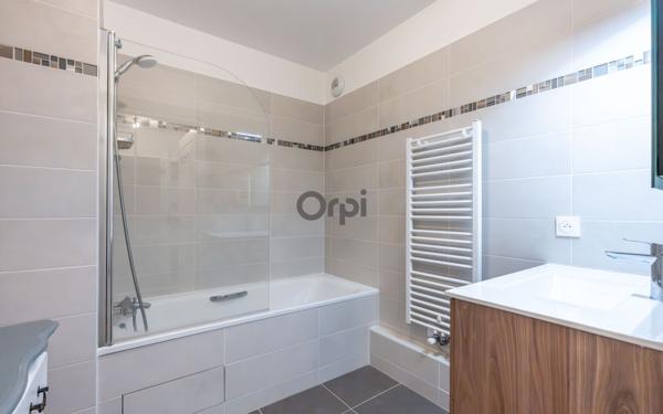 Appartement à vendre    2 pièces • 46,52 m2 Le Plessis-Robinson
