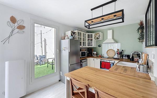 Appartement à vendre    3 pièces • 67,82 m2 Montigny-le-Bretonneux