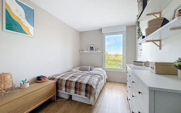 Appartement à vendre    3 pièces • 67,82 m2 Montigny-le-Bretonneux