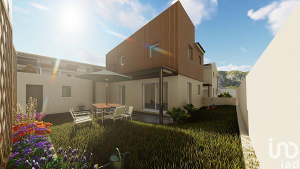 Appartement 4 pièces de 92 m² à Sénas (13560)