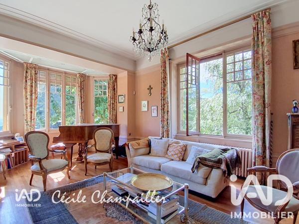 Maison à vendre 12 pièces 335,6 m² Pélussin