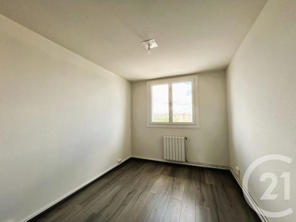 Appartement T3 à vendre  3 pièces - 60,80 m 2   COLOMIERS  - 31