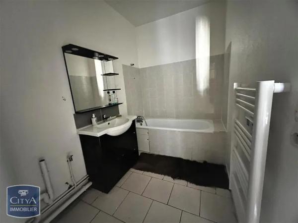 Appartement à louer 3 pièces 66.19m² Nancy (54000)