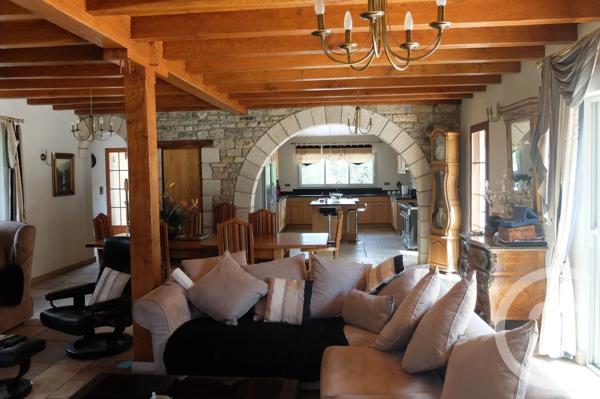 Maison à vendre  5 pièces - 187 m 2   ST JEAN LESPINASSE  - 46
