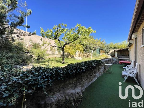 Maison 5 pièces de 111 m² à Salon-de-Provence (13300)