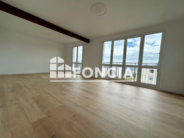 Location Appartement 4 pièces 88.59 m² - 1 RUE ALAIN Maromme 76150