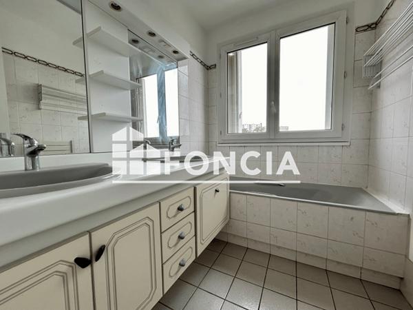 Location Appartement 4 pièces 88.59 m² - 1 RUE ALAIN Maromme 76150