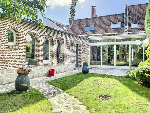 Demeure de 352,29 m²