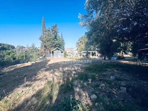 Terrain d’exception au cœur de Poussan – Une adresse rare pour concrétiser votre projet de vie