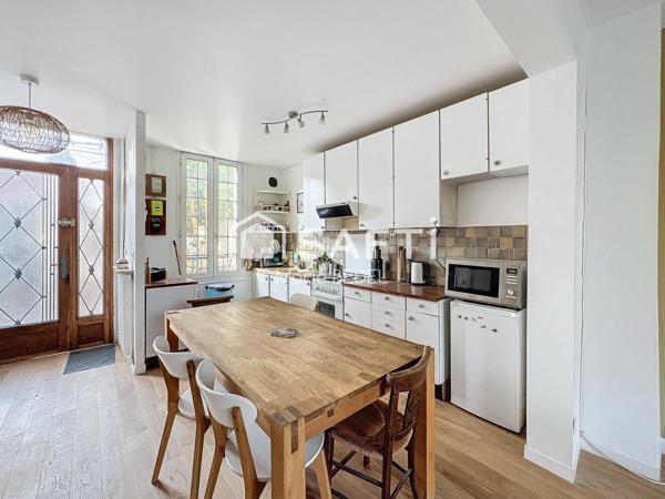 CLAMART ROCHERS - MAISON AVEC 4/5 CHAMBRES & JARDIN