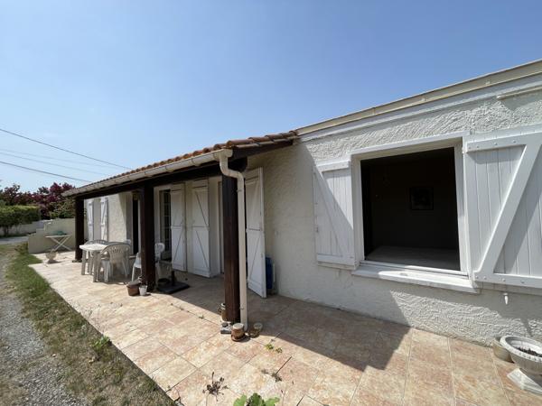 Le Château-d'Oléron (17480) Maison de plain-pied avec jardin et garage