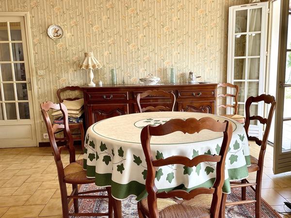 Le Château-d'Oléron (17480) Maison de plain-pied avec jardin et garage