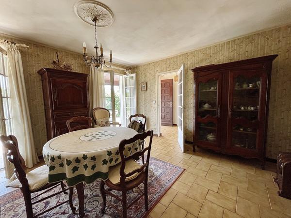 Le Château-d'Oléron (17480) Maison de plain-pied avec jardin et garage