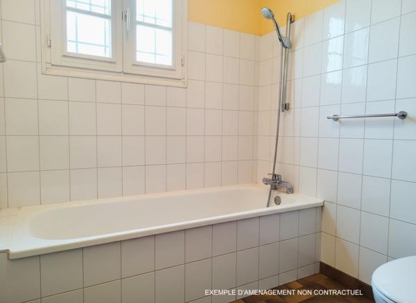 Le Château-d'Oléron (17480) Maison de plain-pied avec jardin et garage