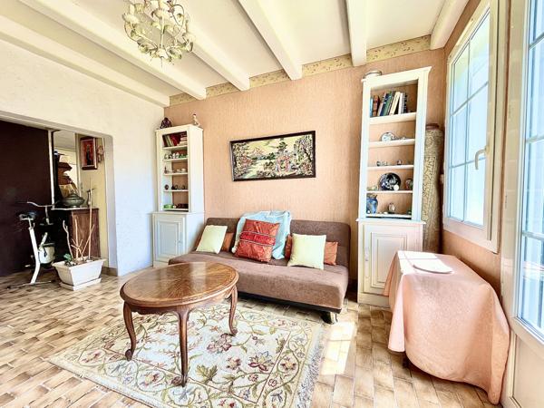 Le Château-d'Oléron (17480) Maison de plain-pied avec jardin et garage