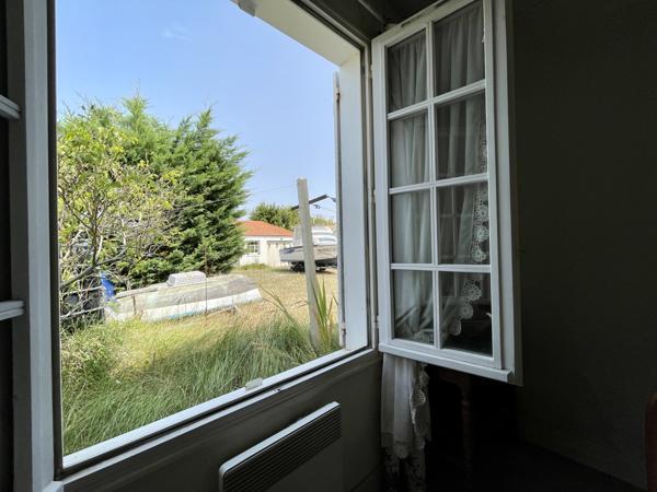 Le Château-d'Oléron (17480) Maison de plain-pied avec jardin et garage