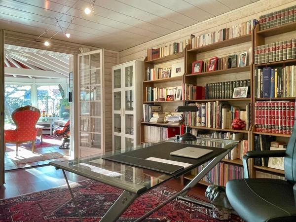 Maison Familiale de 193 m² à Saint-Sébastien-sur-Loire - Quartier du Douet