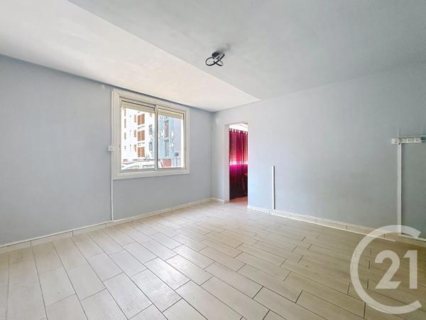 Appartement T3 à vendre  3 pièces - 57,50 m 2   PERPIGNAN  - 66