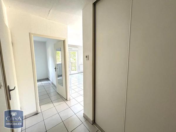Appartement à louer 2 pièces 36.45m² Varennes-Vauzelles (58640)