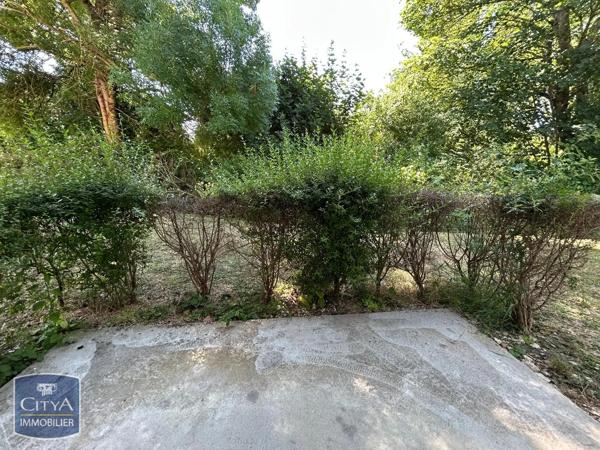 Appartement à louer 2 pièces 36.45m² Varennes-Vauzelles (58640)