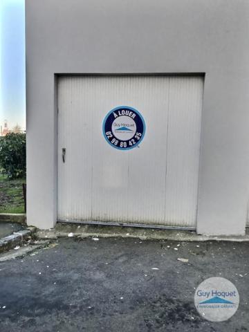 A louer garage fermé à BREST à proximité du centre commercial Géant