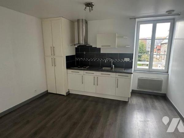 Saint Benoit des Ondes - Ensemble immobilier composé de 6 appartements - Celliers et parkings