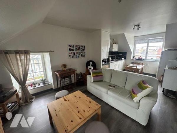 Saint Benoit des Ondes - Ensemble immobilier composé de 6 appartements - Celliers et parkings