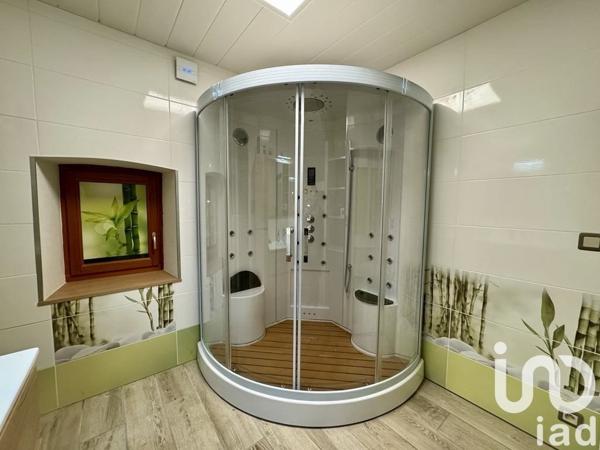 Maison à vendre 9 pièces 211 m² Champagne-en-Valromey