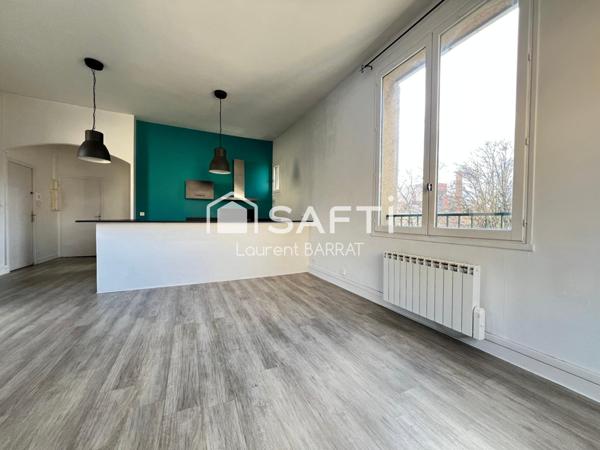 Lumineux dernier étage