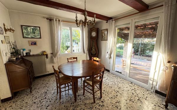 Maison à vendre    5 pièces •  La Garde