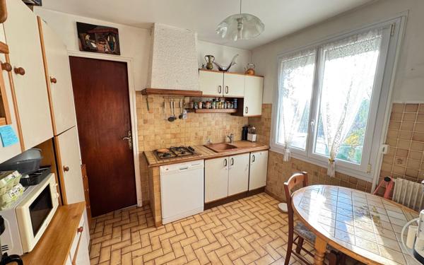 Maison à vendre    5 pièces •  La Garde