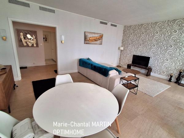 Marseille 8ᵉ – Résidence La Cadenelle – Appartement Type 3 avec terrasse, balcon, parking et cave.