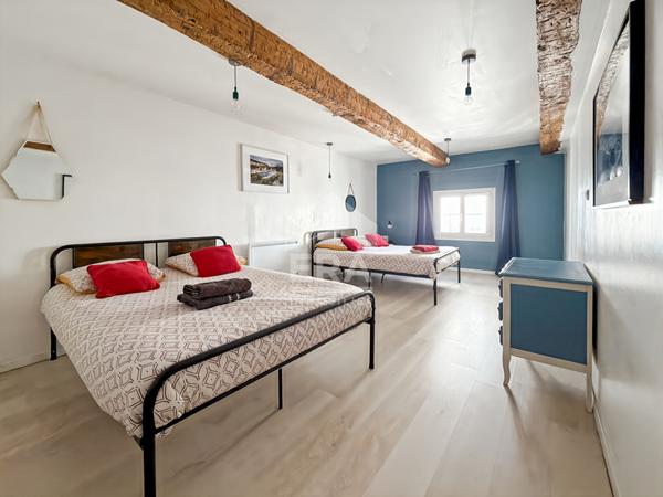 À vendre appartement T4 de 97 m² Marseille 1er secteur Saint-Charles.