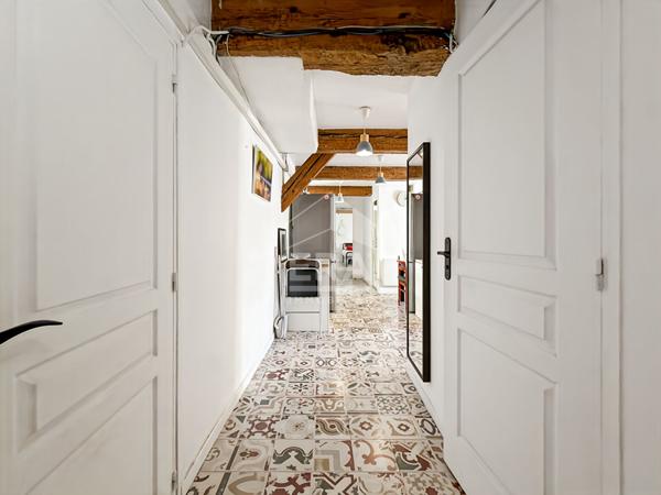 À vendre appartement T4 de 97 m² Marseille 1er secteur Saint-Charles.