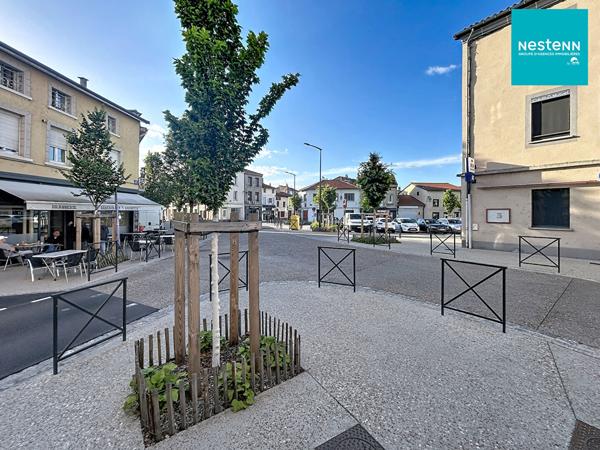 Local commercial à louer - 51 m² ? Emplacement N°1 au coeur de Sury-le-Comtal