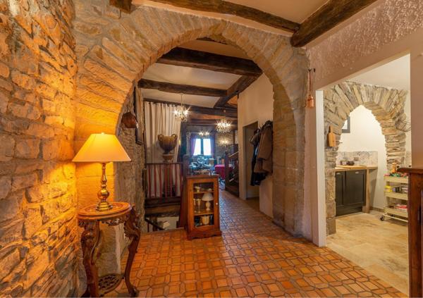 Maison 6 pièces - 179 m² Exclusivité efficity