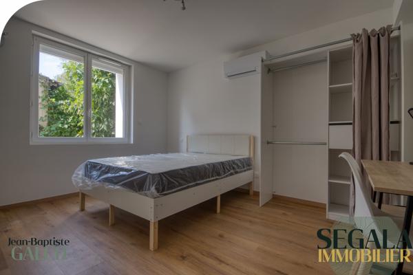 CHAMBRE MEUBLÉE AVEC SALLE D'EAU PRIVATIVE – 480 € CC – À 5 MIN DE LA FAC