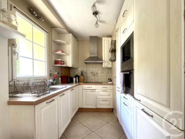 Appartement F3 à vendre  3 pièces - 66,84 m2 VILLIERS LE BACLE - 91