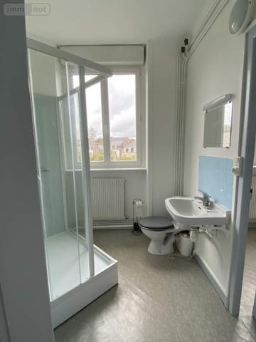 Appartement à louer à Fougères en Ille-et-Vilaine (35300), ref : 037/1888   
FOUGERES - Centre ville